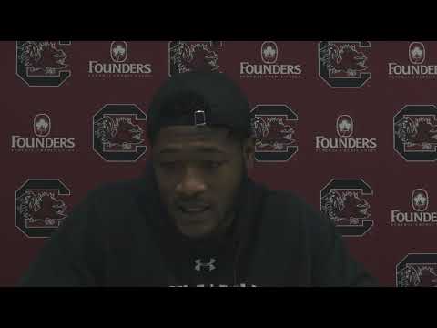 South Carolina LB Ernest Jones on TJ Finley: 'He's a talented freshman . He came in and did his job'