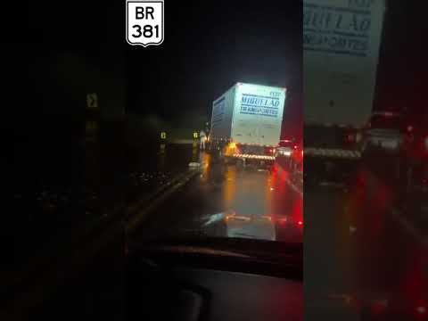 Acidente na BR 381 em São Gonçalo do Rio Abaixo MG.