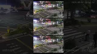惊魂一刻：安全岛上的生死未卜 驚魂一刻：安全島上的生死未卜 #shorts #short #car #cars