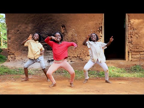 download lagu mp3 mp4 Merry Christmas Africa, download mp3 Merry Christmas Africa free downloadn, video klip Merry Christmas Africa