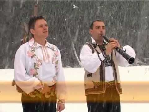 Colinde-De trei luni de cand venim-Puiu Codreanu