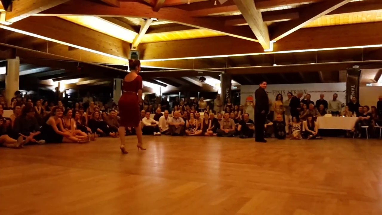 Video thumbnail for Carlitos Espinoza y Noelia Hurtado 4/4 - Sollozo de bandoneon - Ricardo Tanturi