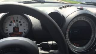 Mini Countryman D, 2.0 auto dashboard rattle 2