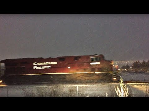 CP 292 Departs Ellerslie Edmonton South, CP ES44AC 8850 Leading Through Snowy Morning