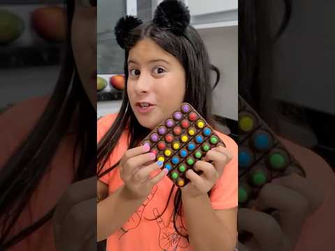 Vamos fazer um… Pop it de chocolate? #shorts
