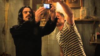 WHAT WE DO IN THE SHADOWS - clip 2: Stu teaches technology!