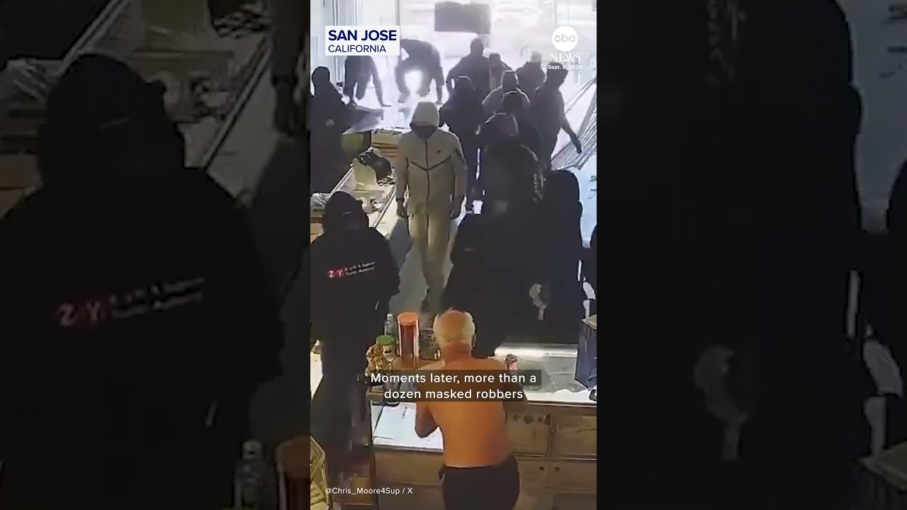 Robbers swarm store during smash-and-grab jewelry heist in California