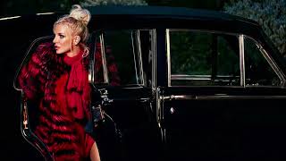 Britney Spears - Slumber Party (Full Recording Session)