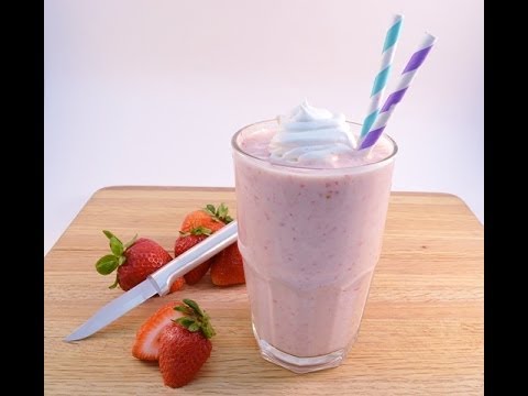 Strawberries & Cream Smoothie Recipe | RadaCutlery.com