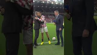 'He blanked me!' | Cristiano Ronaldo ignores Jamie Carragher! 😆