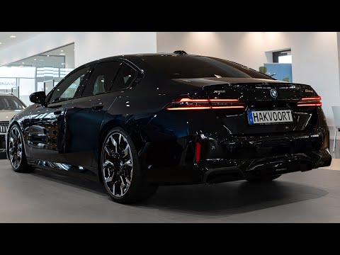 2026 BMW 5 Series (490hp) - Interior and Exterior Walkaround @hakvoorthanko