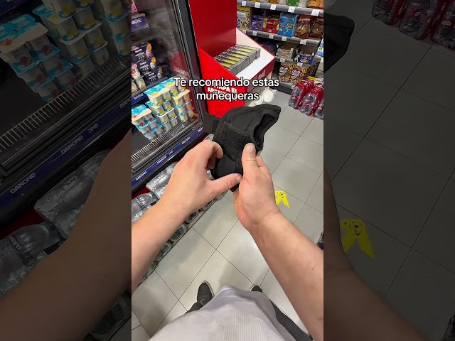 Vídeo relacionado con Actesso Órtesis Muñequera Avanzada con Férula - Alivia el Dolor para Túnel Carpiano, Tendinitis, Distensiones y Esguinces (XL, Izquierda)