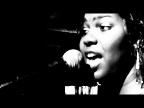 Keturah George & Dieter Live at Le Phare Bleu