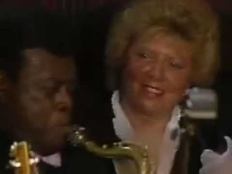 Big Jay McNeely (tenor sax) - The Deacon'S Hop