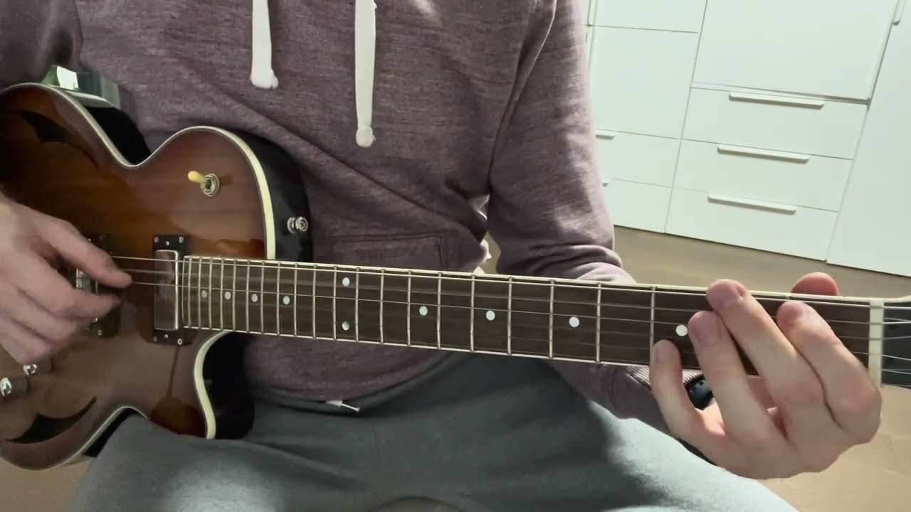 Roberto Barlocci playing the Blackbird fingerpicking riff by The Beatles on acoustic guitar