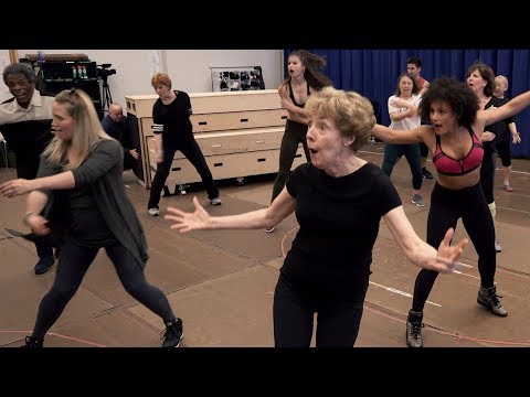 Watch Georgia Engel and More Dance Up a Storm in Half Time