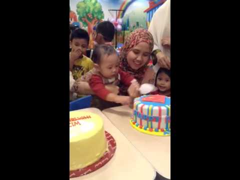 Azim irfan 1 year birthday party