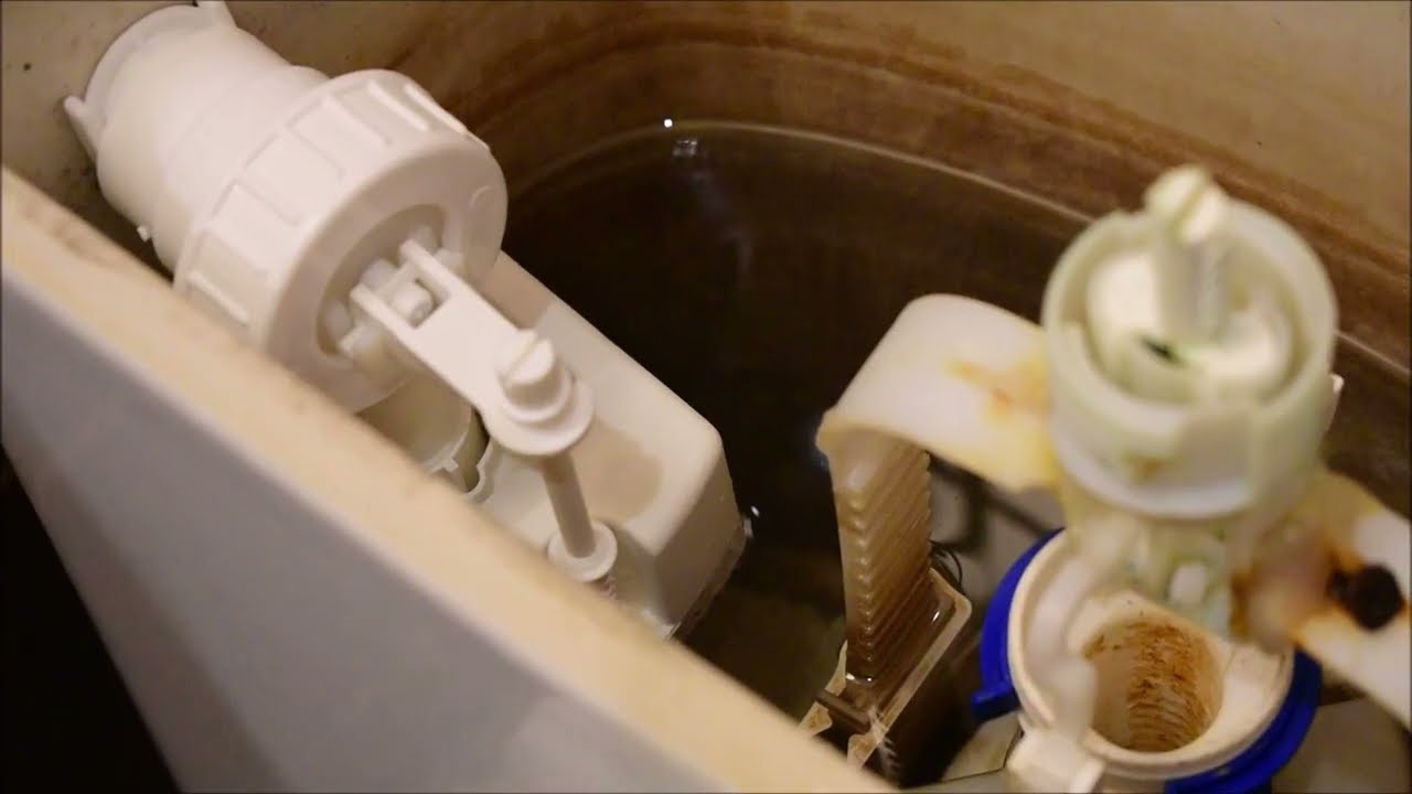 Watch Cieknąca woda w toalecie - naprawa spłuczki / wymiana zaworu napełniającego now Cieknąca woda w toalecie - naprawa spłuczki / wymiana zaworu napełniającego