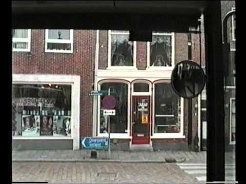 Met de lijnbus door binnenstad Dokkum