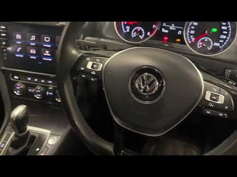 2017 (171) VOLKSWAGEN GOLF - Image 2