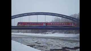 preview picture of video 'Wendlandbahn BR 628 überquert den Elbeseitenkanal bei Wendisch Evern im Schnee'