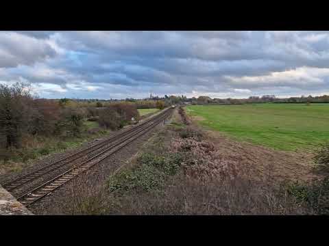 New livery 37800 & 37884 Working 0M59 Bicester MOD to Derby through Kings sutton 11.11.22