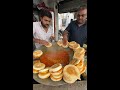 Bhaji Vadapav People Wait To Eat This Vada Pav Which Is Sold In The Rain Vadapav