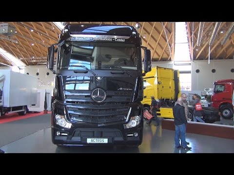 Mercedes-Benz Actros 1848 4x2 Tractor Truck (2016) Exterior and Interior in 3D