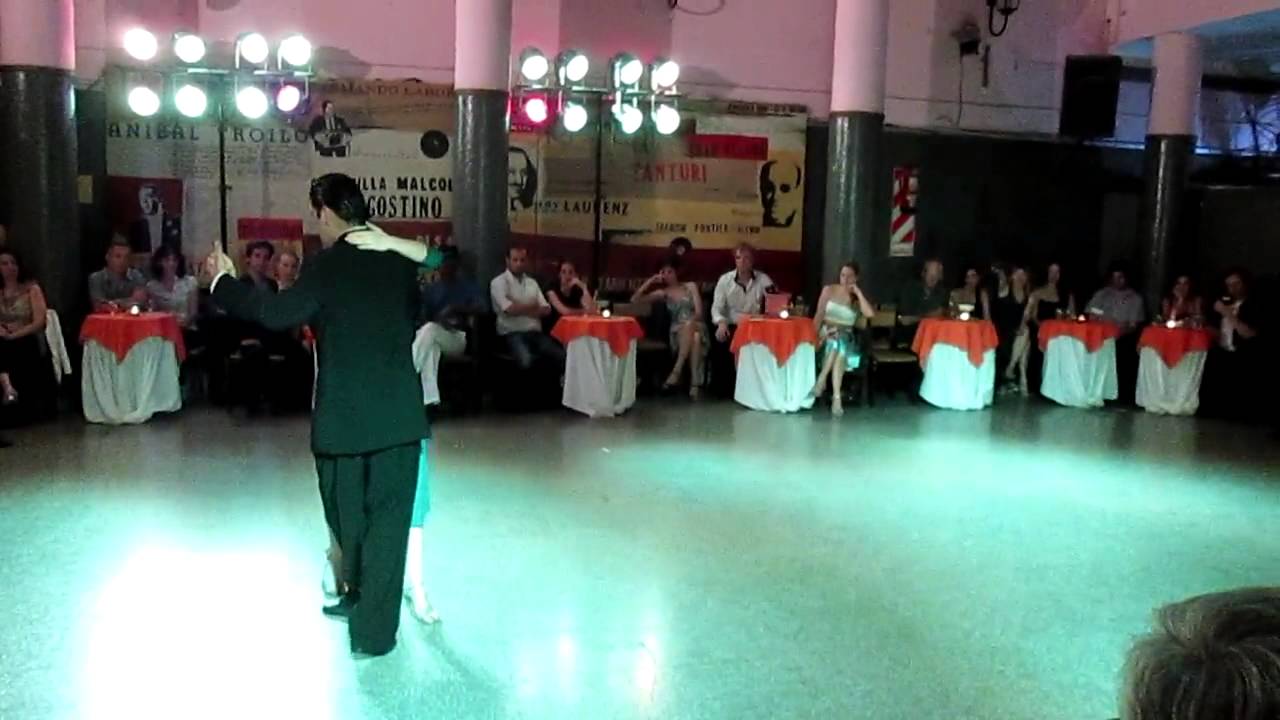 ALDANA SILVEYRA Y DIEGO ORTEGA - EXHIBICION DE TANGO - MILONGA FRUTO DULCE - VILLA MALCOLM