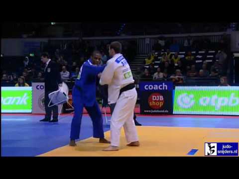 Judo 2010 Grand Prix Dusseldorf: Loic Korval (FRA) - Hambardzum Tonoyan (ARM) [-66kg].
