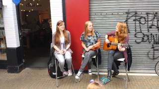 Acoustic Tree - She couldn&#39;t laugh ~ Twarres