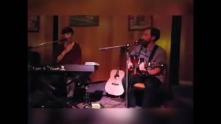 "Feel It" (by Nicky de Blank - The Fawn) at The Moon Café with Andy Kermode's (Ipcus) guitar lick