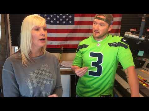 Gunner & Michele Try to Guess the Mystery Oreo Flavor [VIDEO]