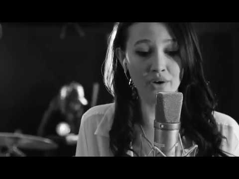 Gabrielle Walter Clay & Common Thread  💞 That Groove  💞