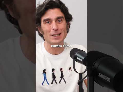 David Remartínez, editor: “A todos los libros les sobran 75 páginas”
