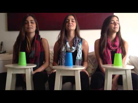 Trigêmeas cantando - All about that bass - cup version