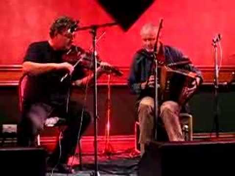 Cathal Hayden & Máirtín O'Connor at Johnny Keenan 2004