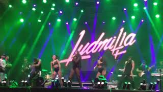 Jogando Sujo Ao Vivo no Sacode Angra - Ludmilla