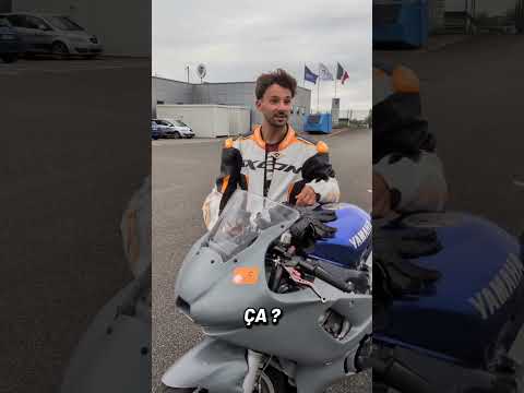 Vous faites de la moto ? 🐸 #humour #sketch #amis #moto #circuit
