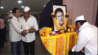 Emotional Jackie Shroff Breaks Down At Viju Khote’s Prayer Meet video