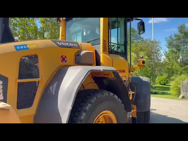 1529714 Wheel loader with quick hitch - Volvo L60G - 2014