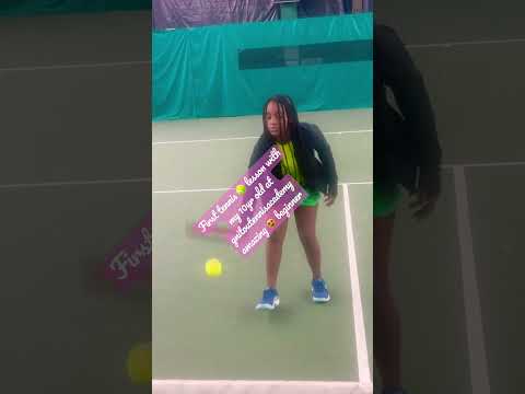 Beginner tennis lesson with my 10yr old amazing 😻 learned #tennis #tennistips #tennistv #begginers