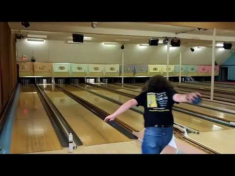 Impromptu Bowling @ Brian's Bowlaway (11/4/17) Gardner, MA