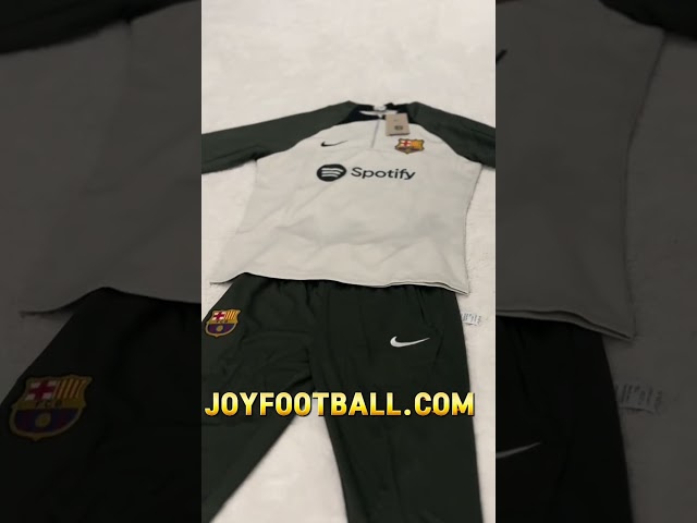Vídeo relacionado con NIKE Fc Barcelona Dj7890-452, Primera Equipación 2022/23, Conjunto Bebé Unisex, Obsidiana/Sésamo, XS/ 96-104 cm