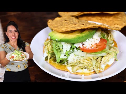 Tinga Verde de Pollo para Tostadas | ¡La Más Deliciosa y Fácil que Vas a Probar!