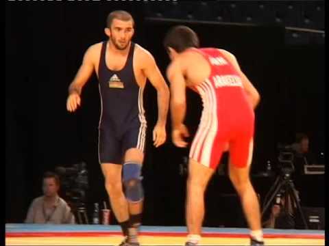WC-2009 / Arakelyan Artur (ARM) - Huseynov Zelimkhan (AZE) FS 60 kg 1/8 final