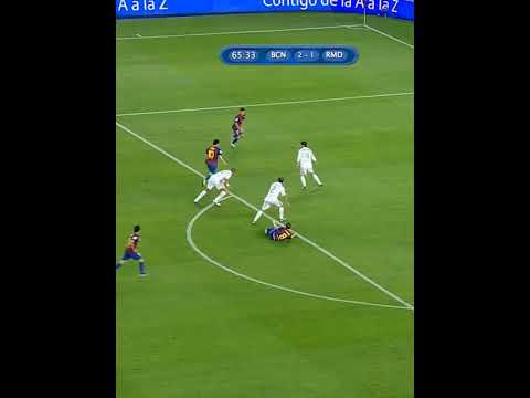 Lionel Messi vs Real Madrid (2011)