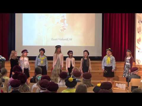 1.-2. klassi ansambel, Anne Ermast, "Lund sajab", juhendaja Malle Nööp