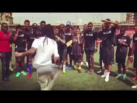 Os Pilukas em fortes toques de Kuduro