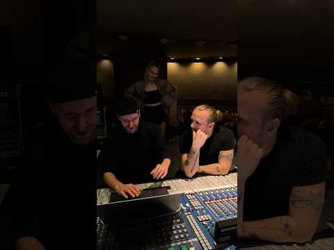 Heute 23:59 Uhr 👾🙋🏼‍♀️🙋🏻